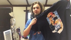 Reviewing my T-Shirt Collection -- me IRL