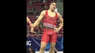 Wrestler's Hot Bulge in Public