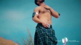 Are Scottish Men Naked under Skirt?