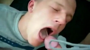 Guy sucks and gets cum in his mouth and on his face