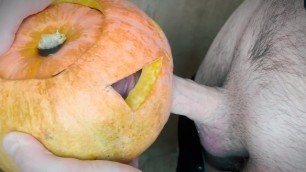 Guy Fucks Pumpkin on Halloweengay