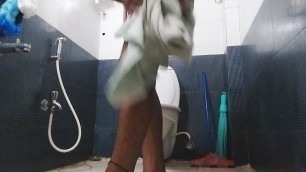 Blowjob hot pumping good evening bhatharoom cleaning gay